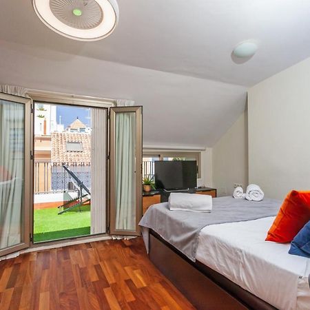Precioso Atico Con Terraza Centro Historico Malaga Apartment Luaran gambar